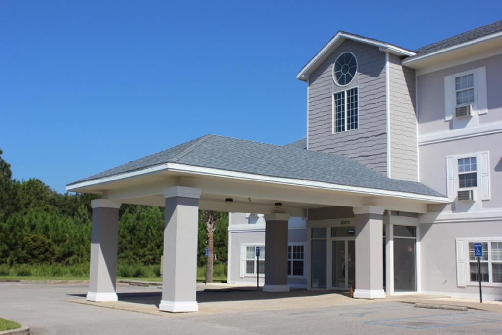 Lewiston Hall Hostel Foley Bagian luar foto